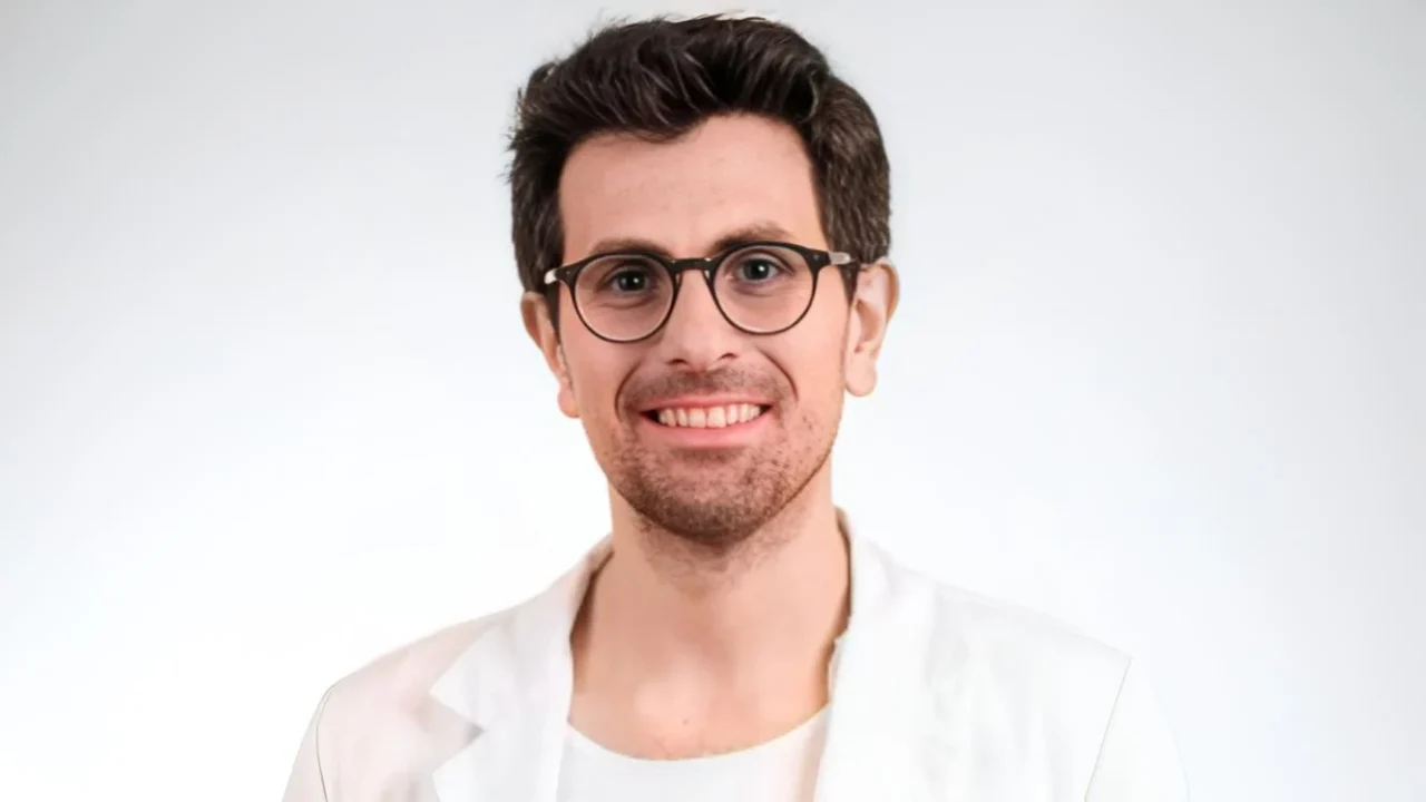 Dimitrios-Rafail Kalaitzopoulos: The Uterine Factor in Recurrent Pregnancy Loss