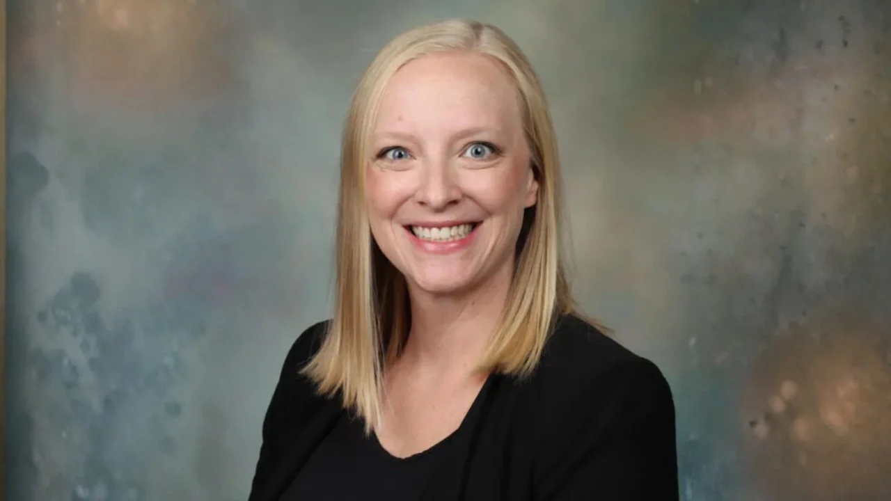 Megan Wasson: Mayo Clinic Women’s Health Summit Advancing Minimally Invasive Urogynecology