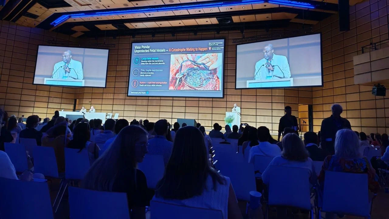 Yinka Oyelese: Honored to Present at the World Congress of The Fetal Medicine Foundation!