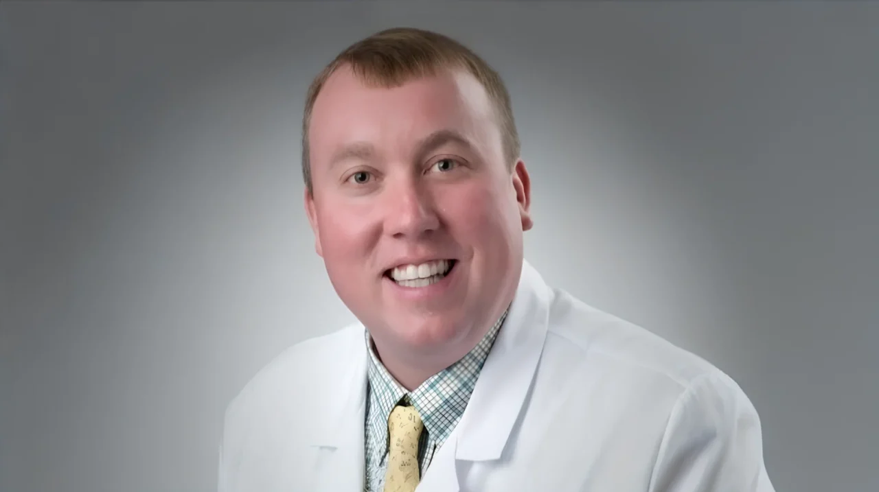 Christopher Robinson: AJOG Expert Review in Cesarean – Uterine Dehiscence